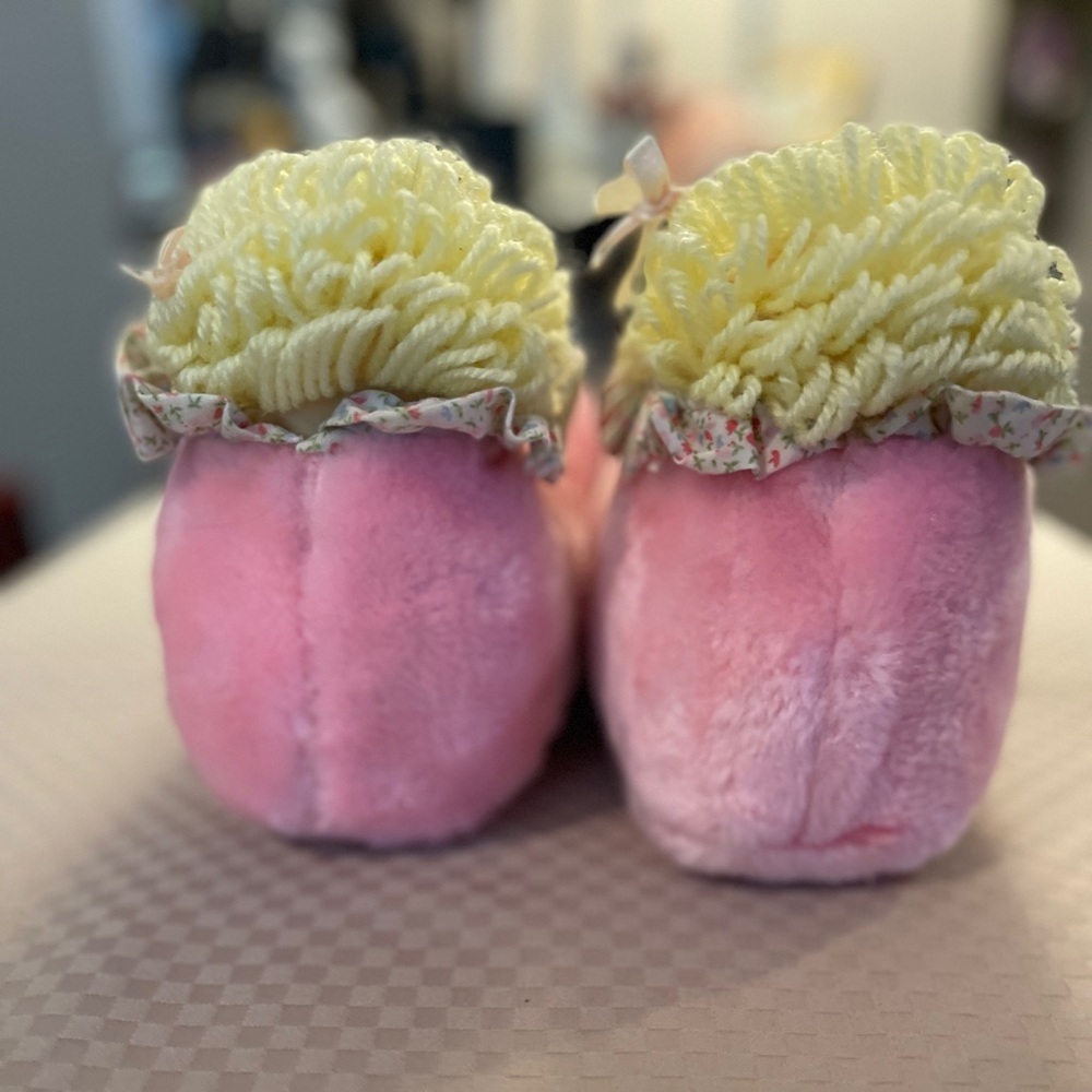 Cabbage Patch Kids vintage kids pink slippers blonde doll Size 2-3. - Picture 6 of 10